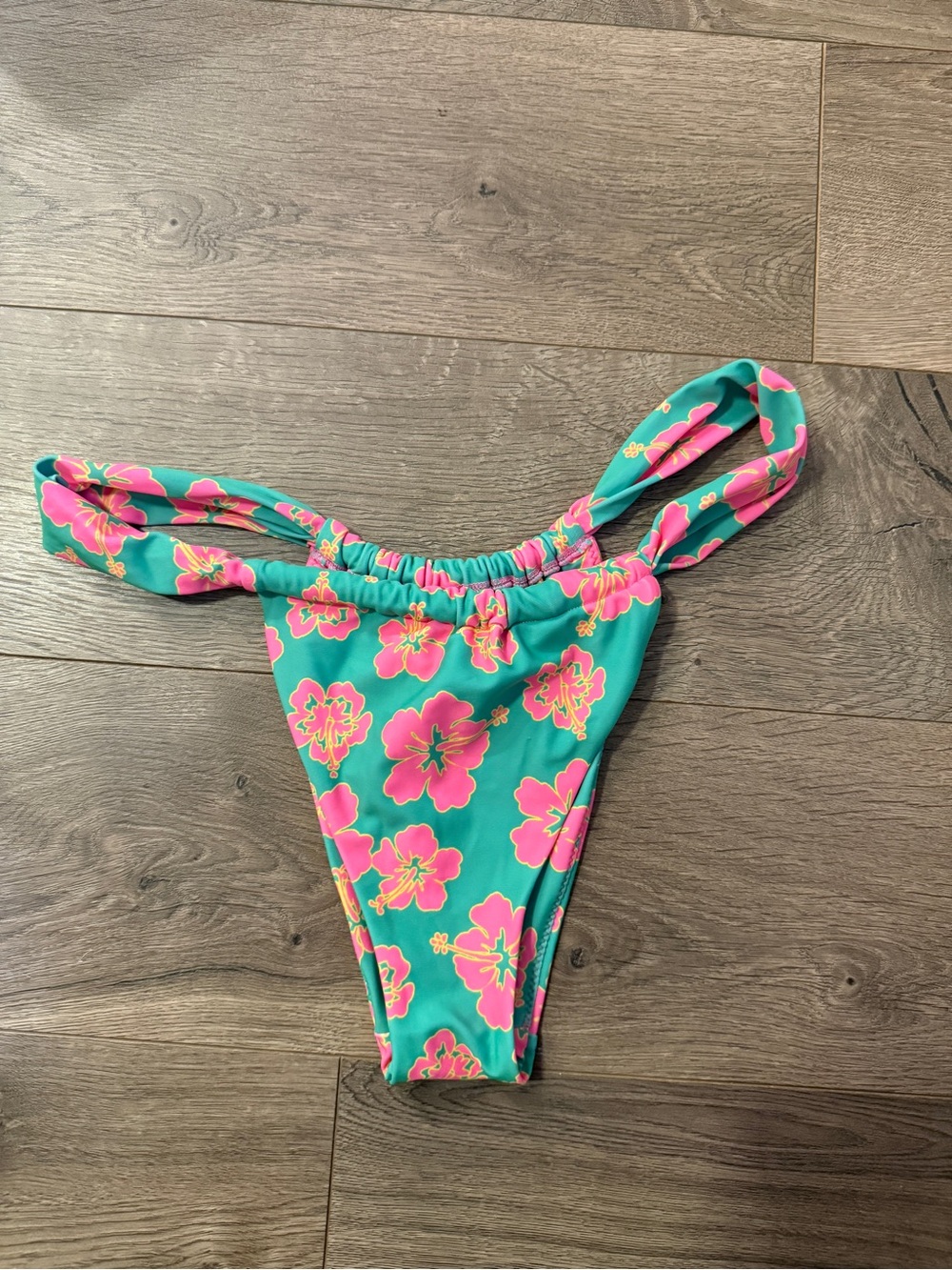 Kulani Kinis Swim Bottoms - Melon Sorbet